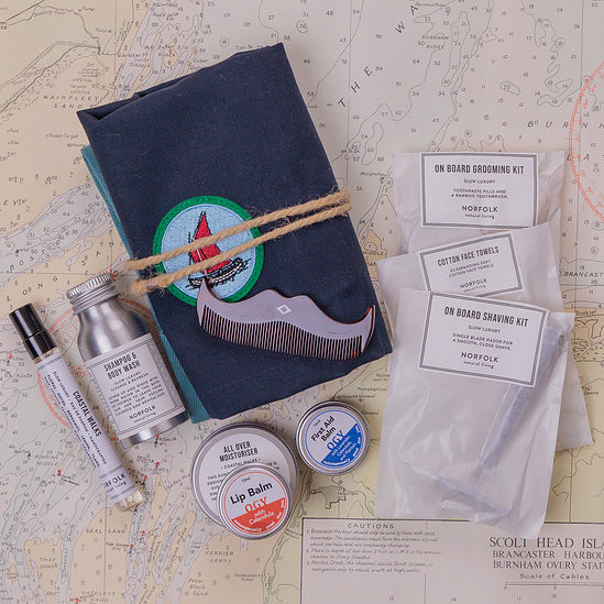 Sailor's Grooming Roll